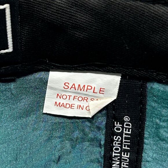 Pittsburgh Pirates Iridescent Hat Baseball Cap 7 1/2 New Era Sample Green Purple - Picture 10 of 12